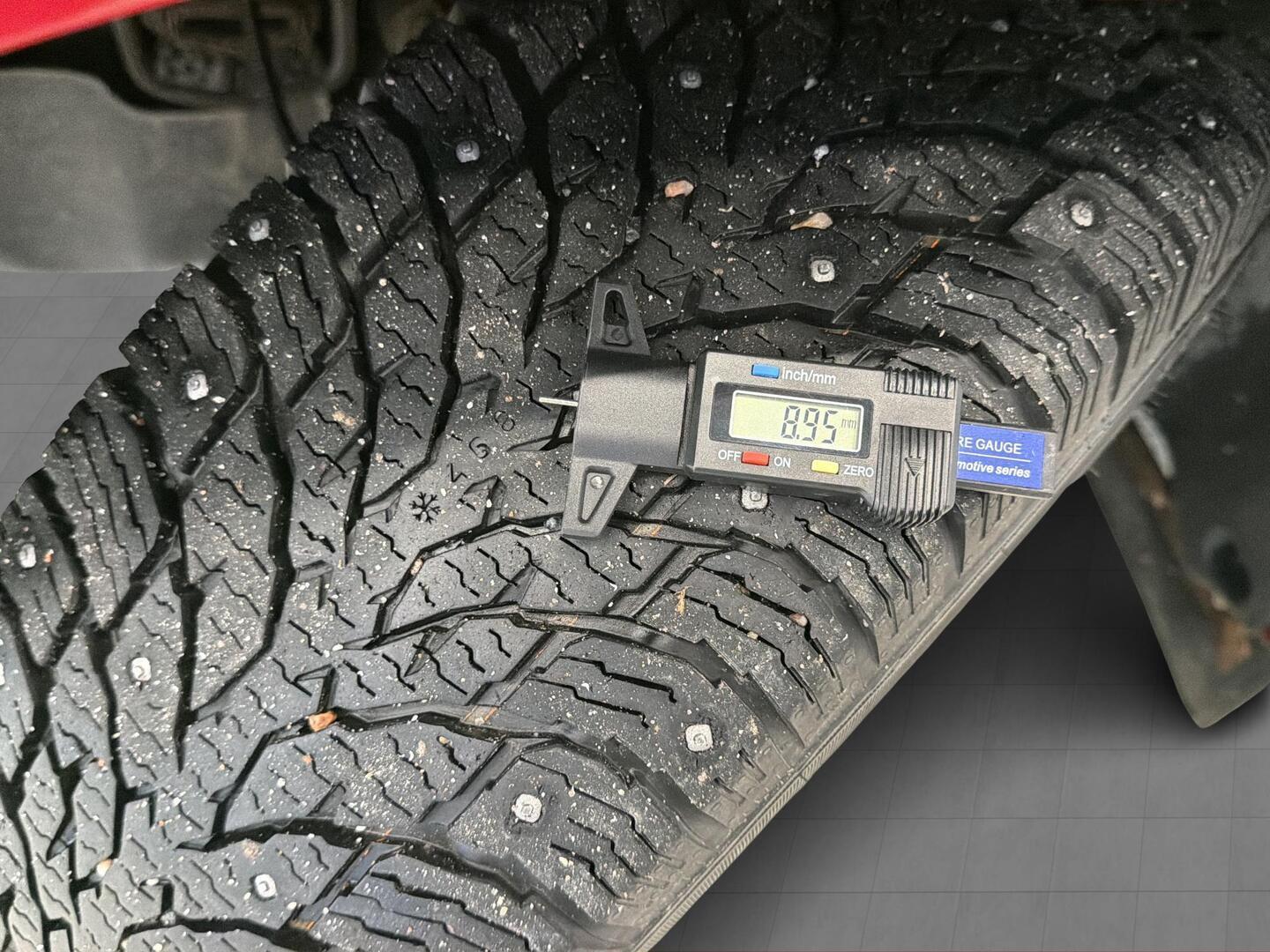 VOLKSWAGEN Caravelle 2012