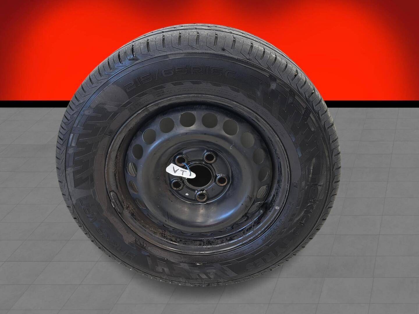 VOLKSWAGEN Caravelle 2012