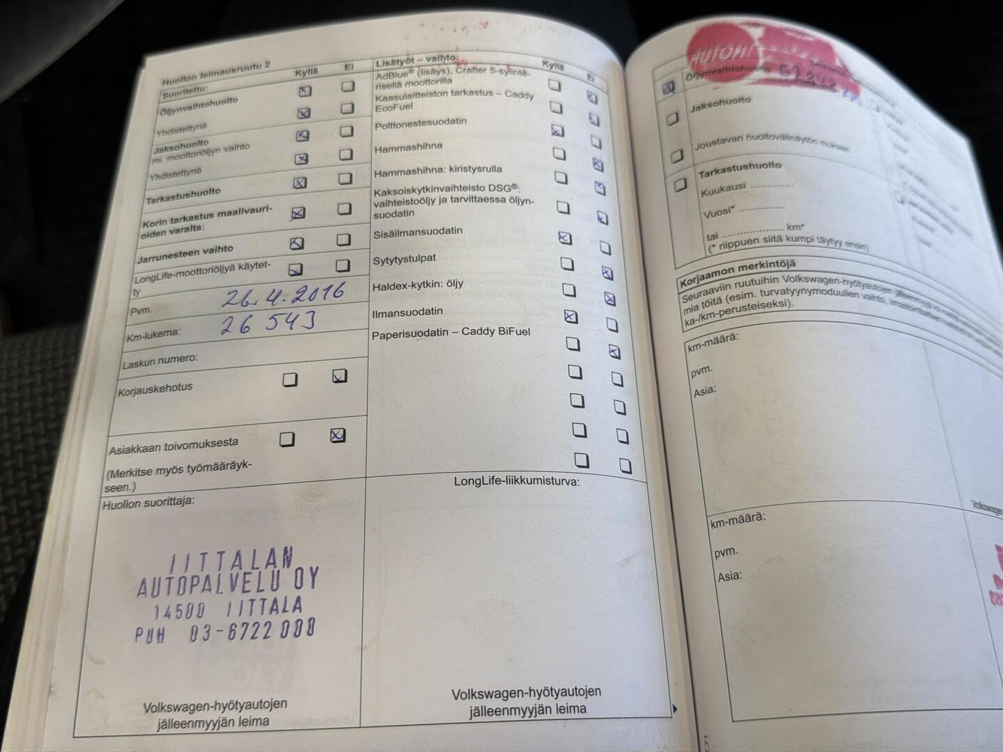 VOLKSWAGEN Caravelle 2012