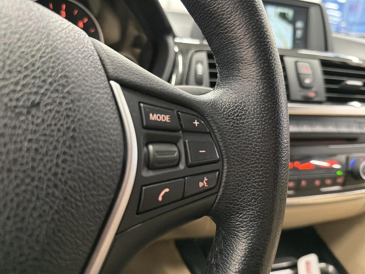 BMW 320 Gran Turismo 2013