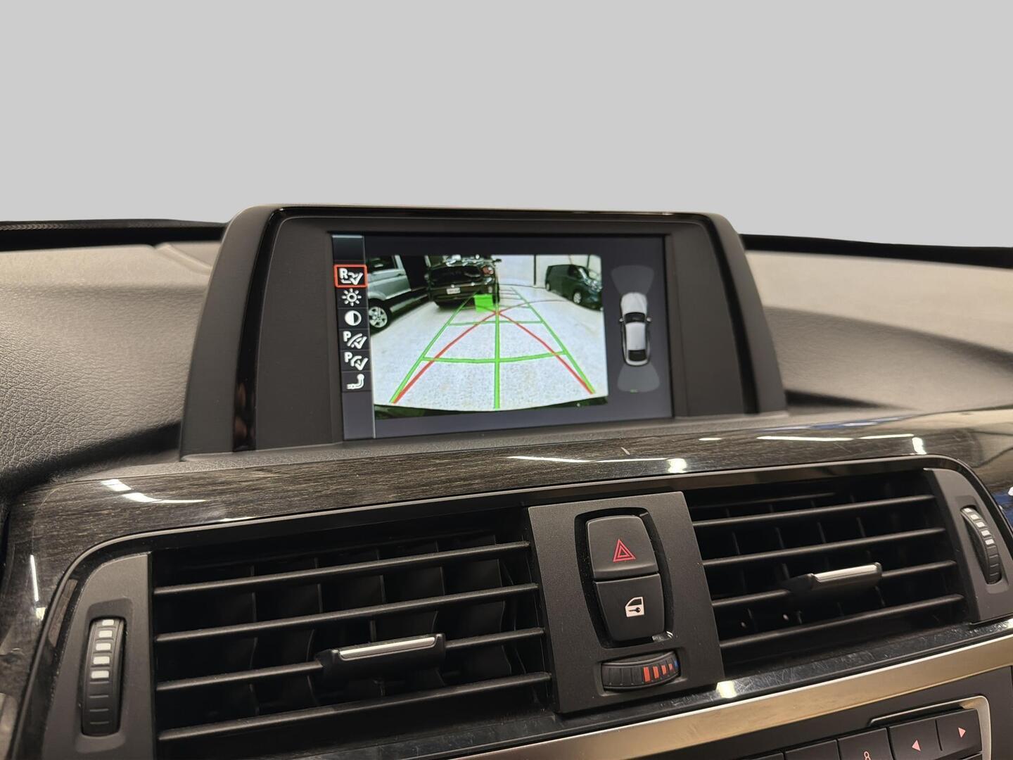 BMW 320 Gran Turismo 2013