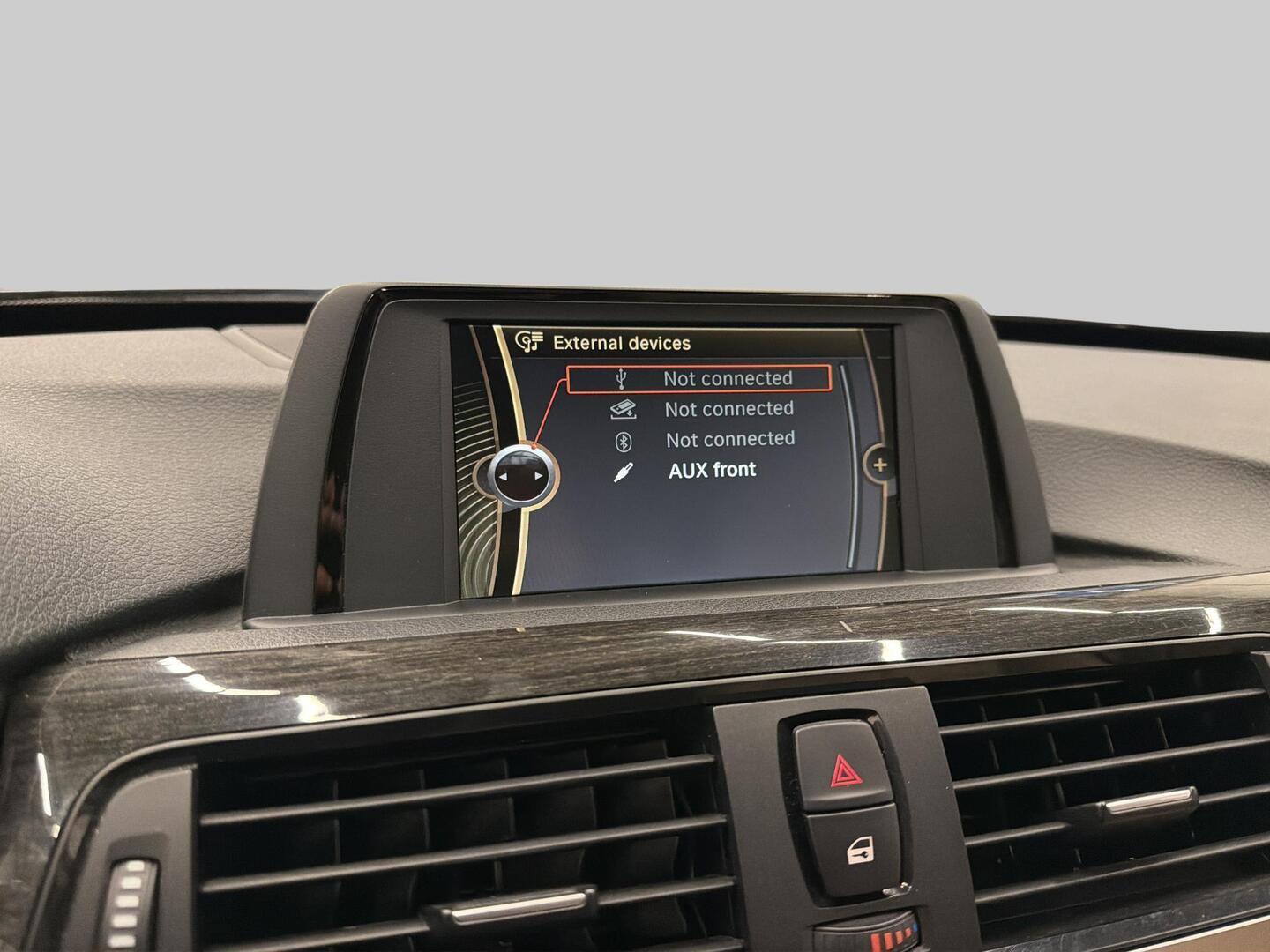 BMW 320 Gran Turismo 2013