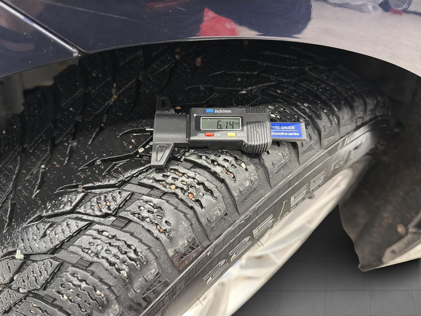 BMW 320 Gran Turismo 2013