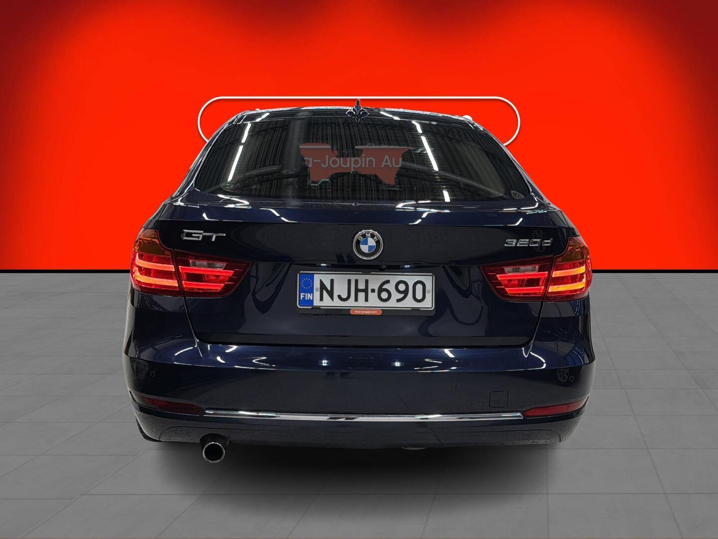 BMW 320 Gran Turismo 2013