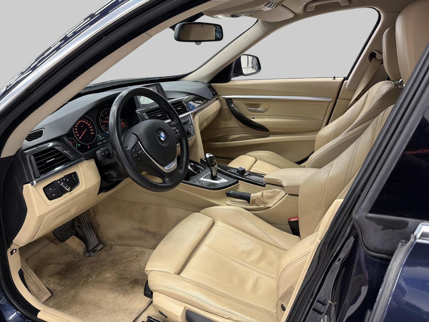 BMW 320 Gran Turismo 2013