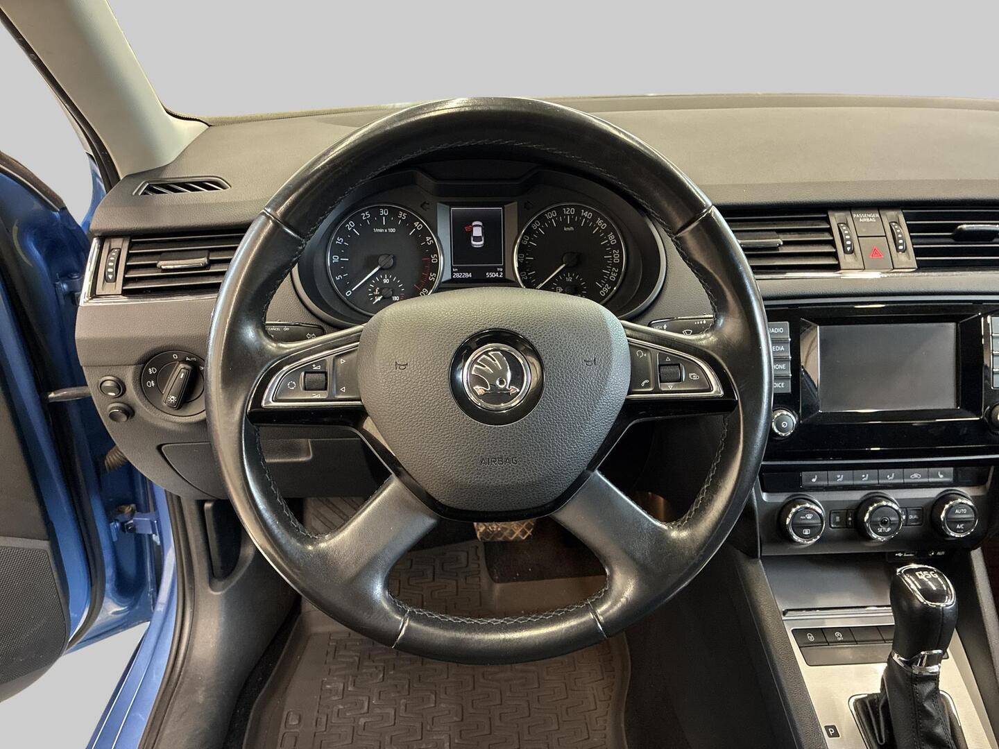 SKODA Octavia 2014