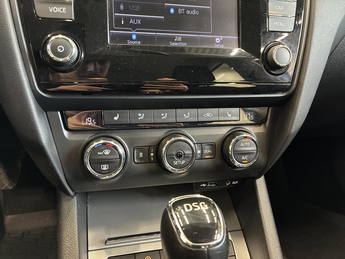 SKODA Octavia 2014