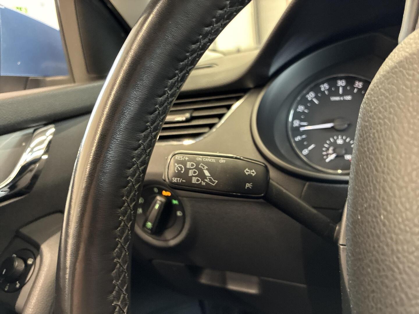 SKODA Octavia 2014