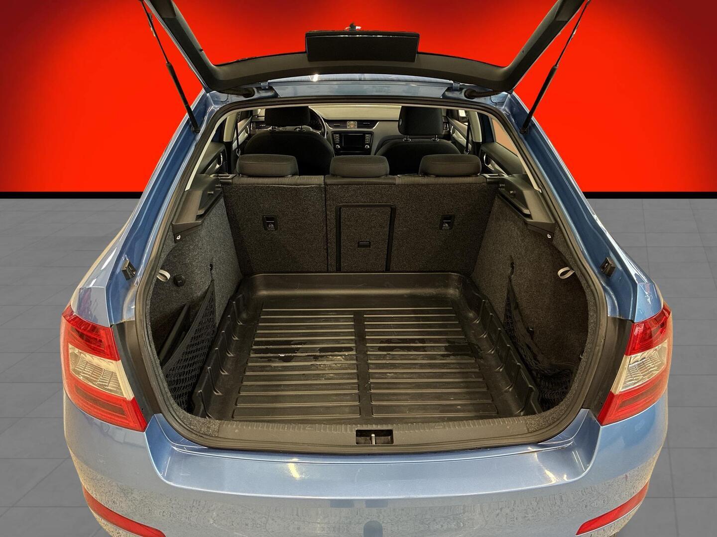 SKODA Octavia 2014