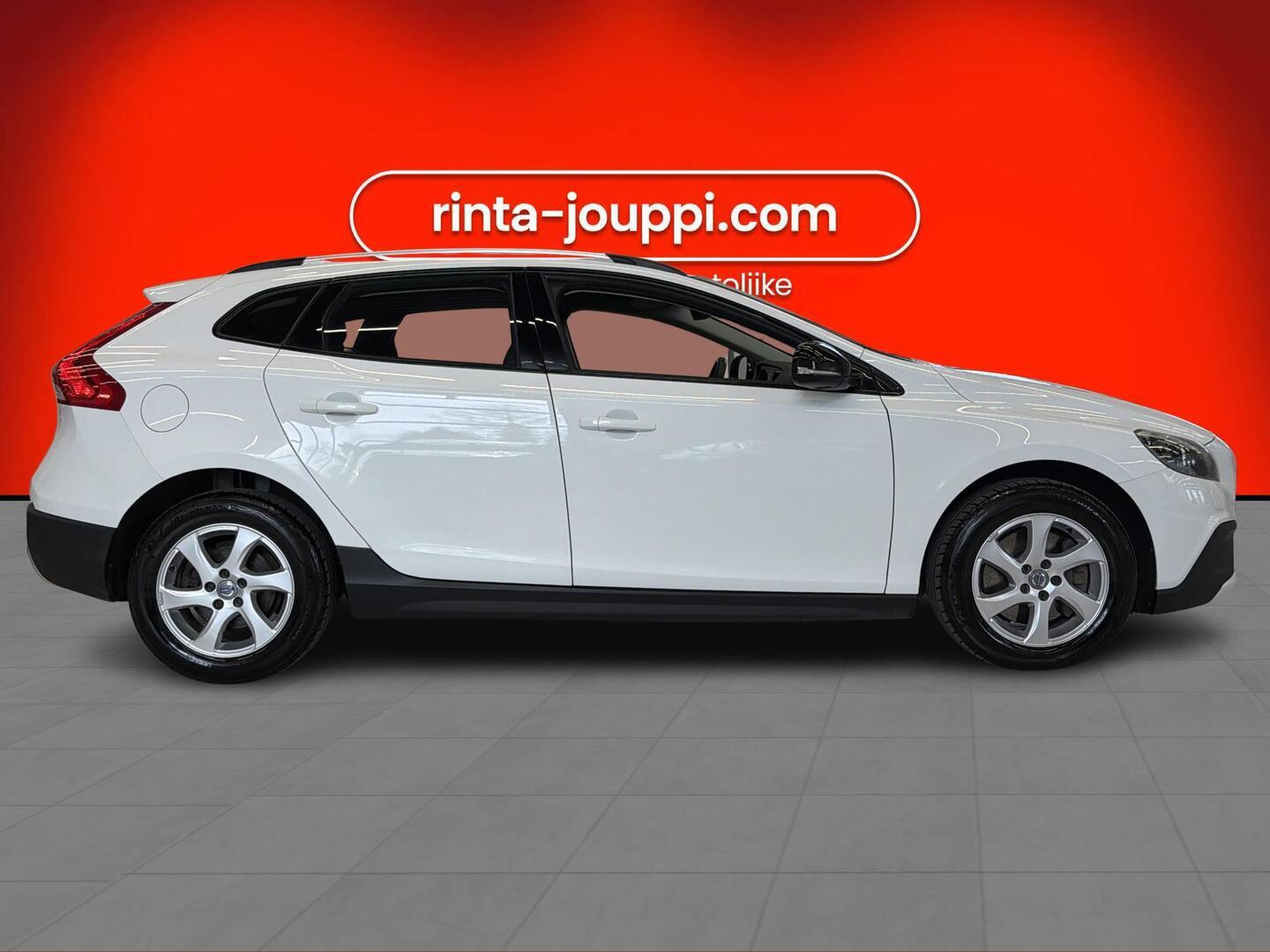 VOLVO V40 Cross Country 2016