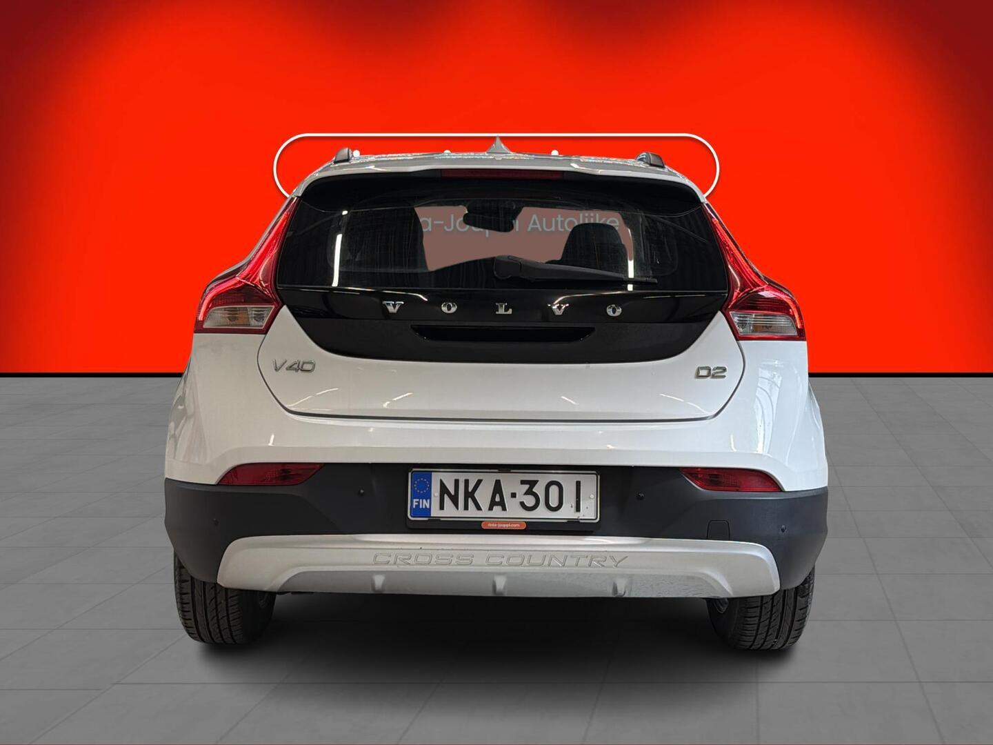 VOLVO V40 Cross Country 2016