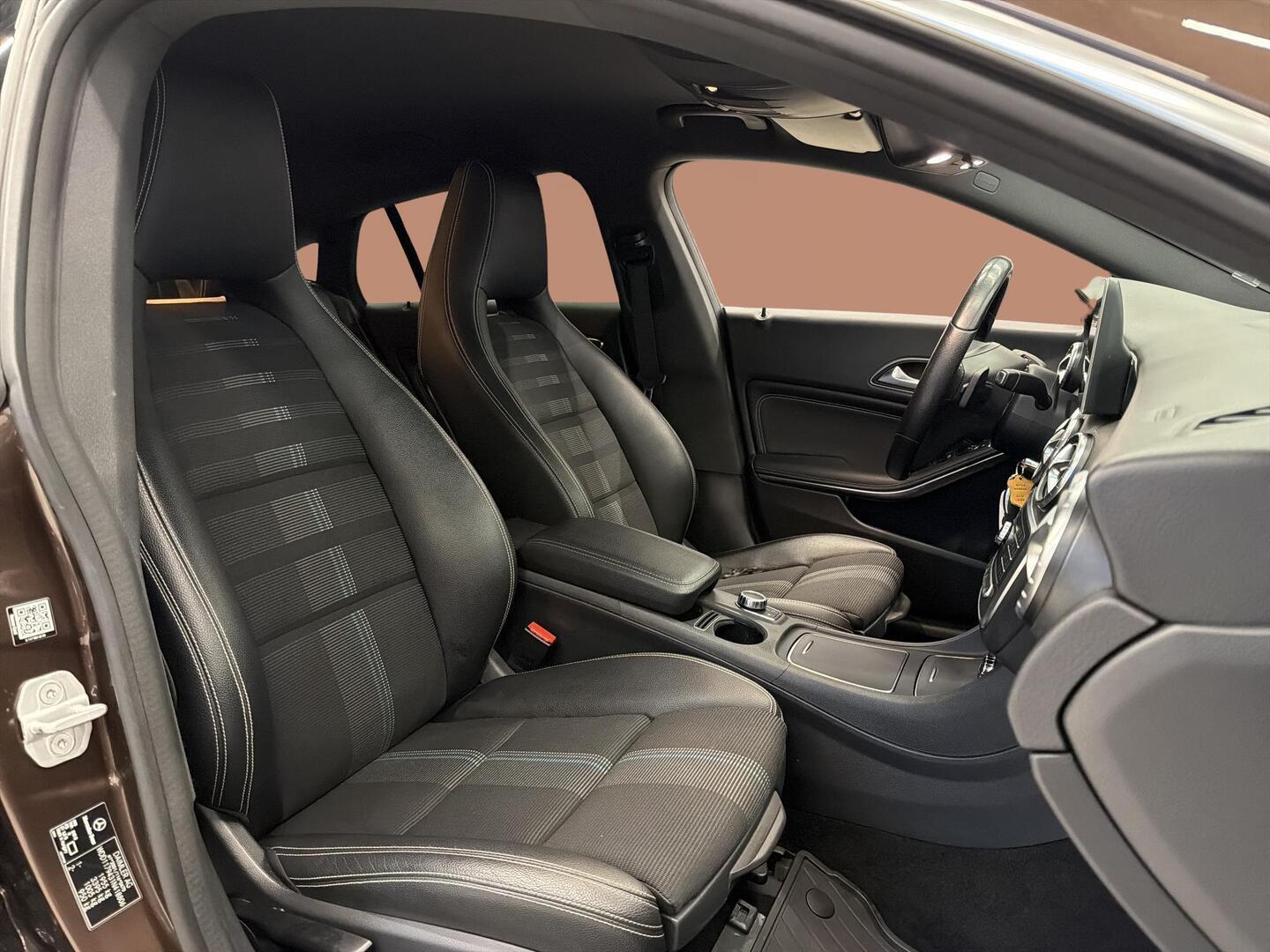 MERCEDES-BENZ CLA 2016