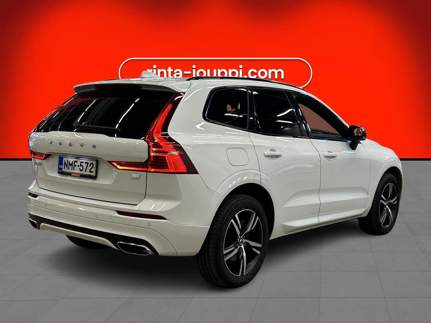 VOLVO XC60 2021
