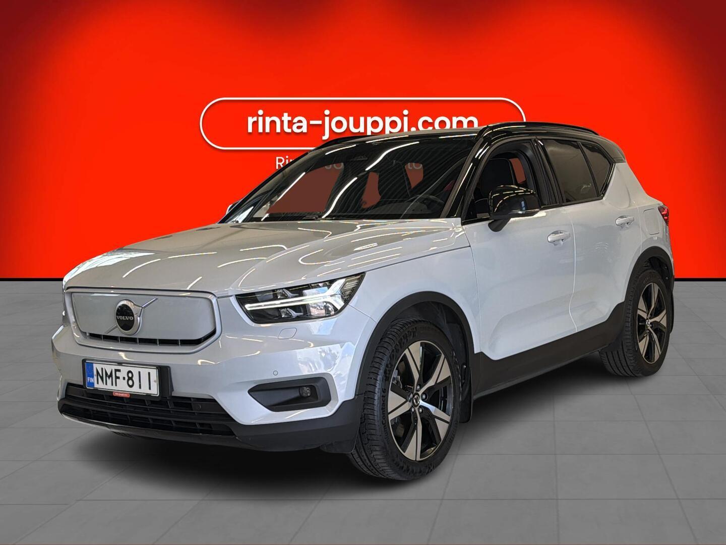 VOLVO XC40 2021