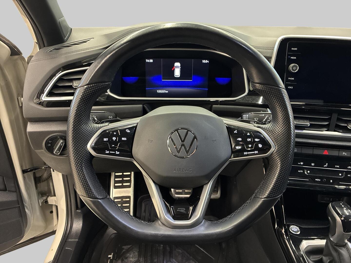 VOLKSWAGEN T-Roc 2023