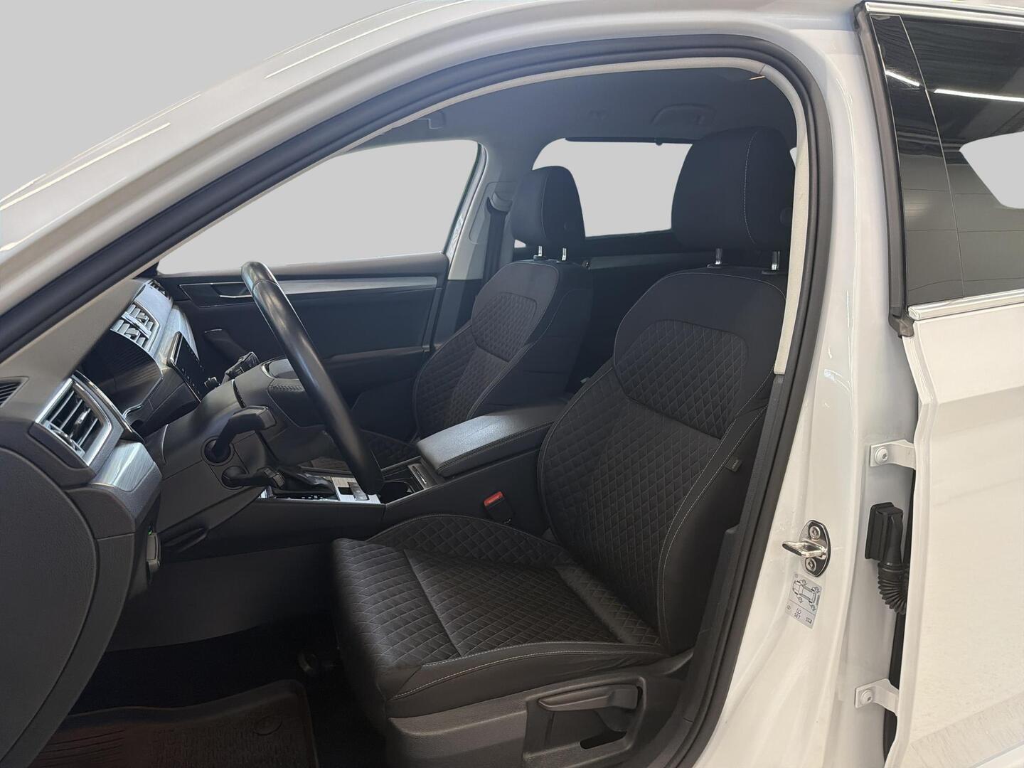 SKODA Superb 2022