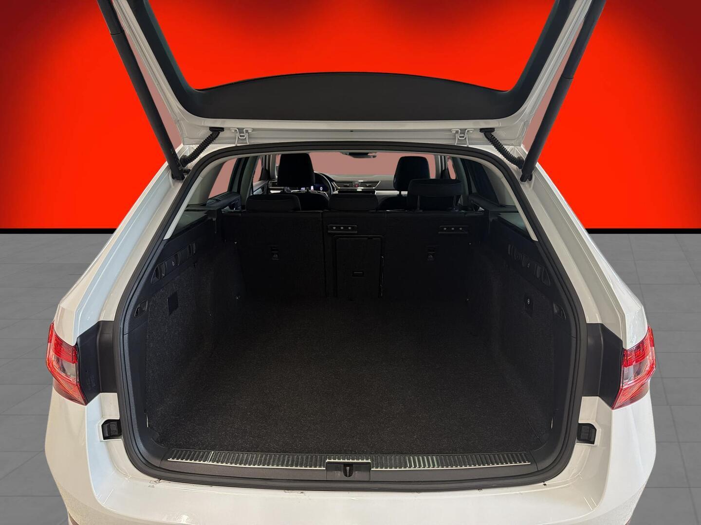 SKODA Superb 2022