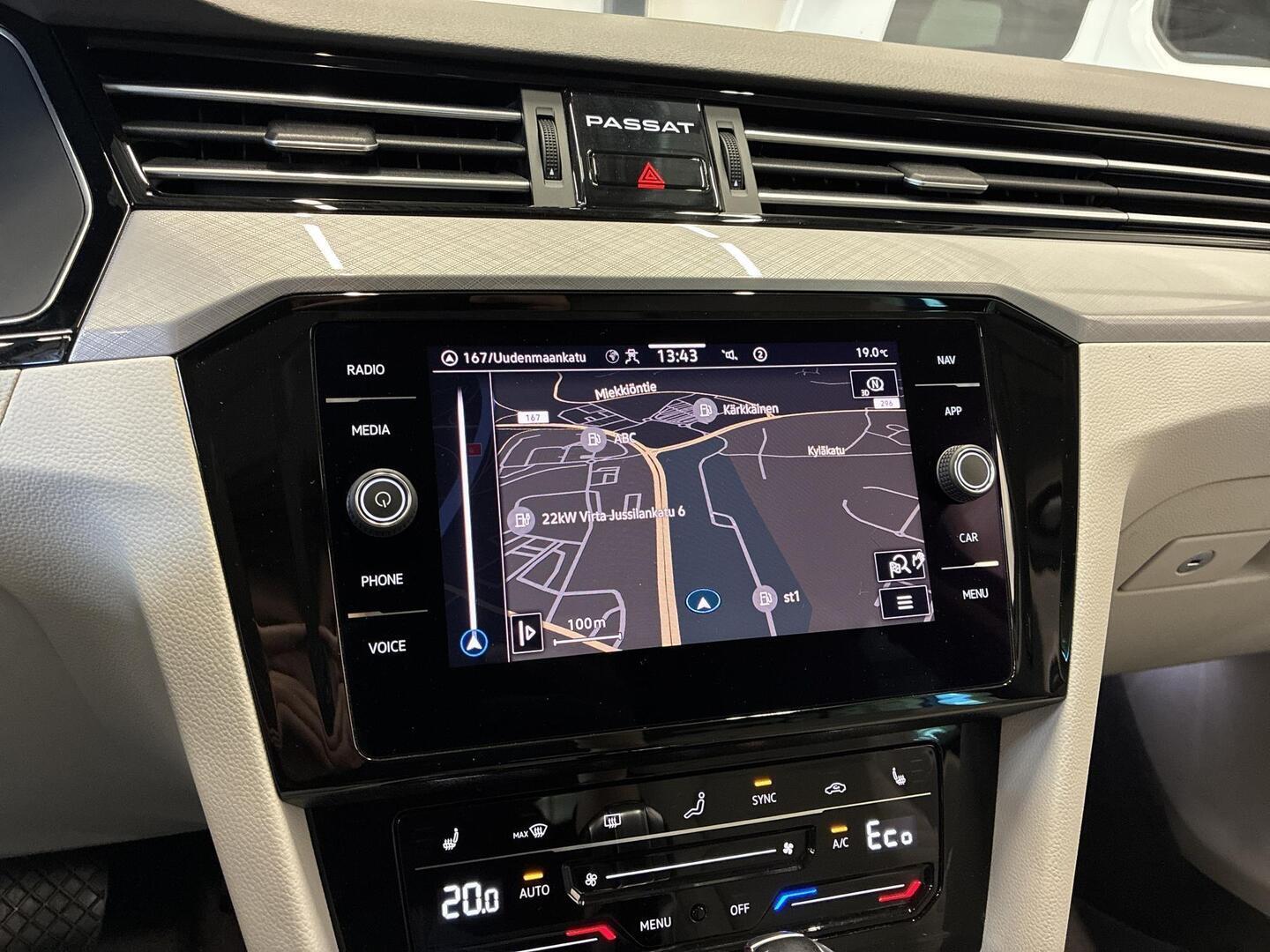 VOLKSWAGEN Passat 2021