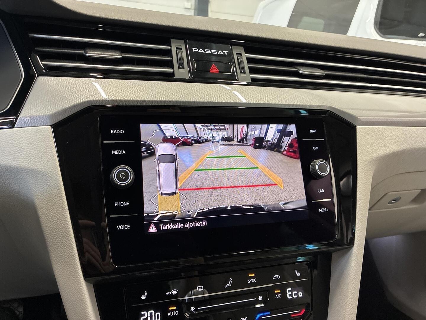 VOLKSWAGEN Passat 2021