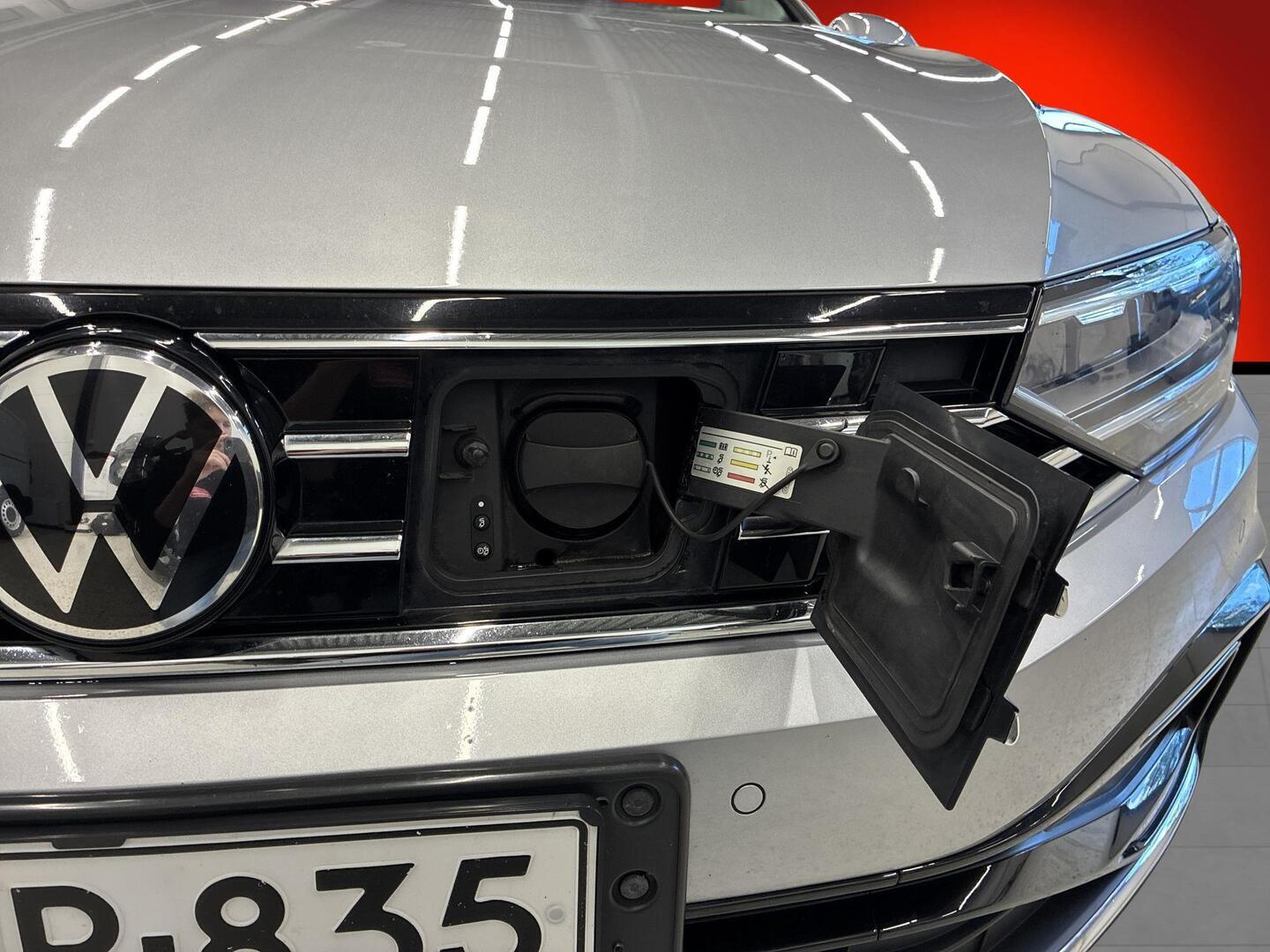 VOLKSWAGEN Passat 2021