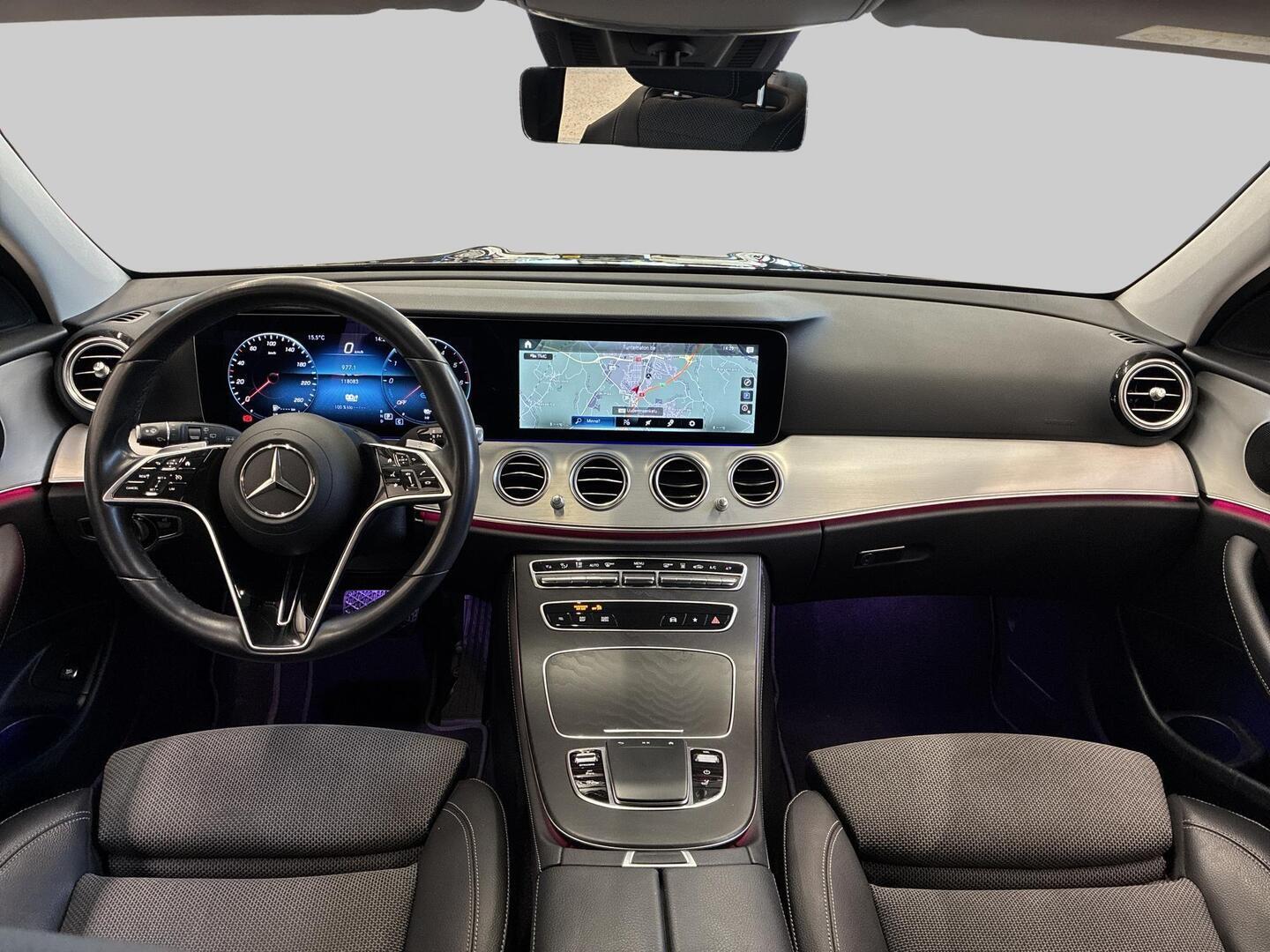 MERCEDES-BENZ E 2022