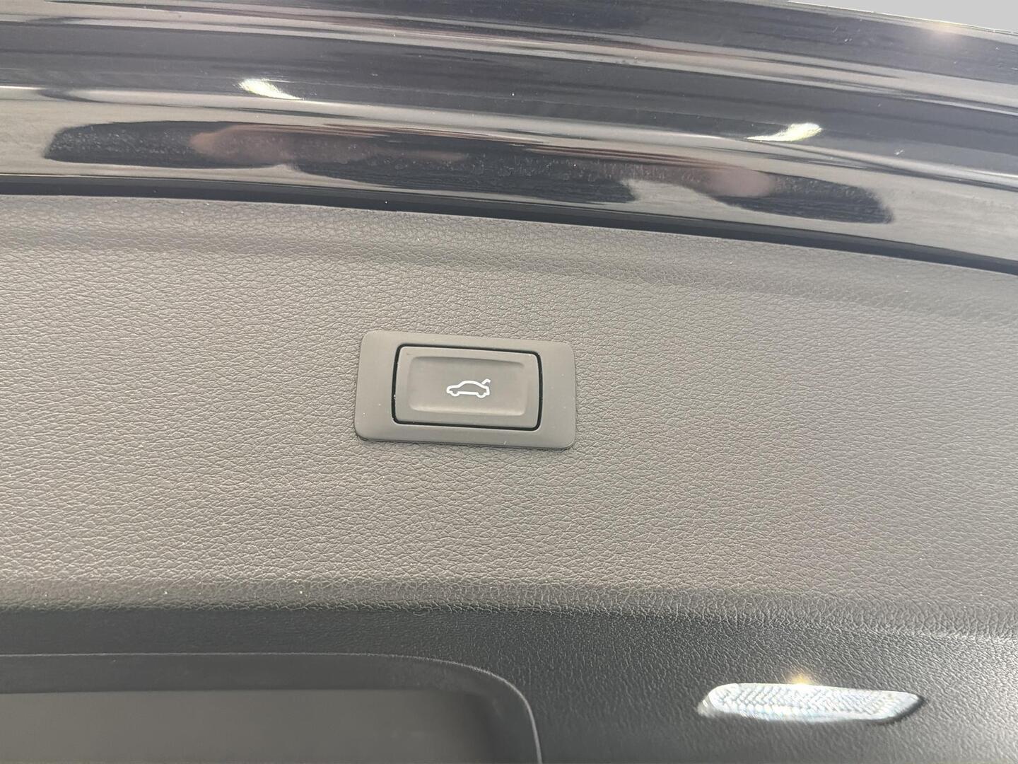 AUDI Q5 2022