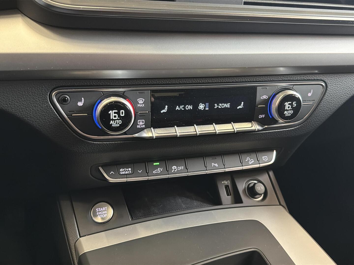 AUDI Q5 2022