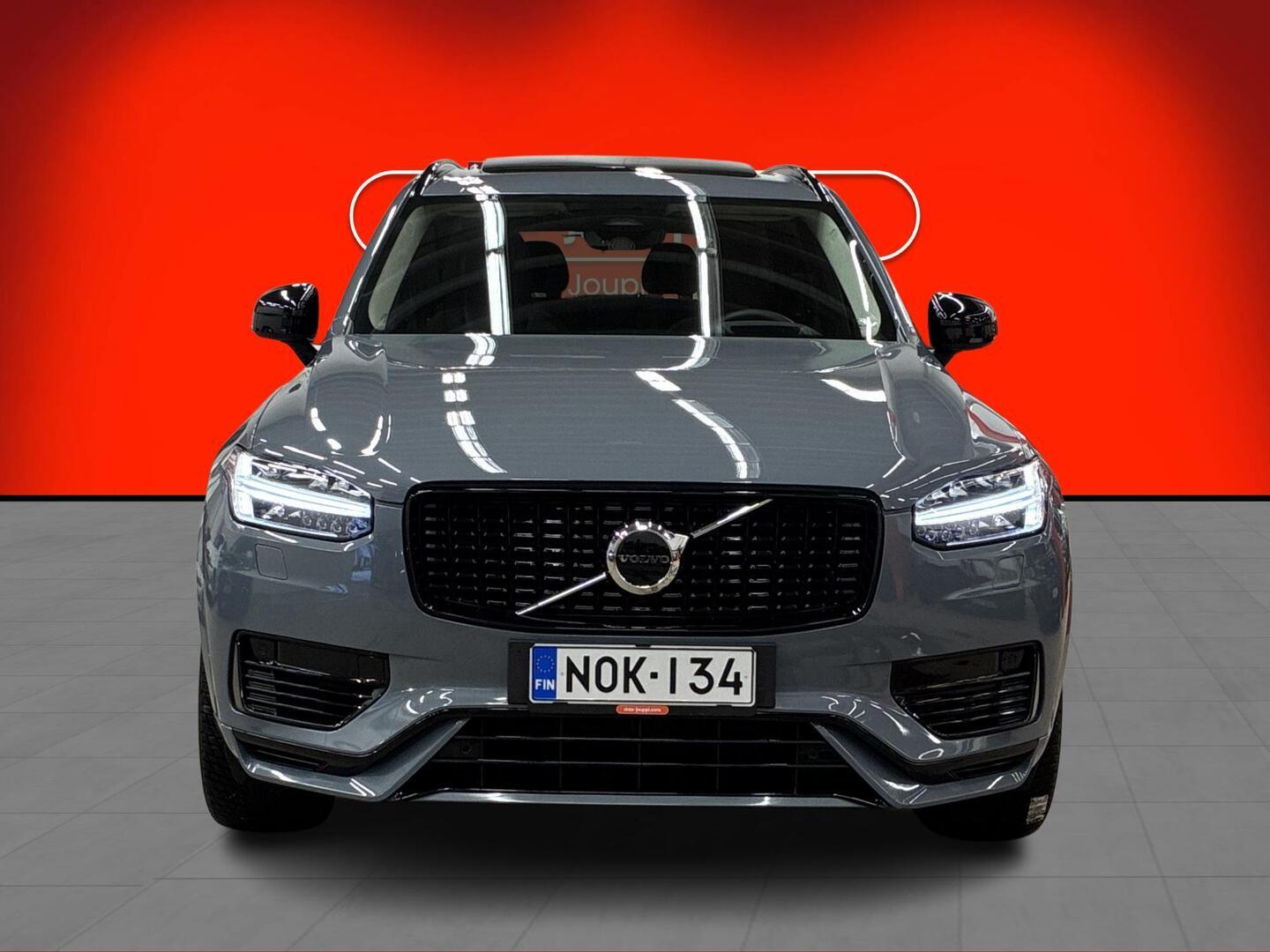 VOLVO XC90 2023