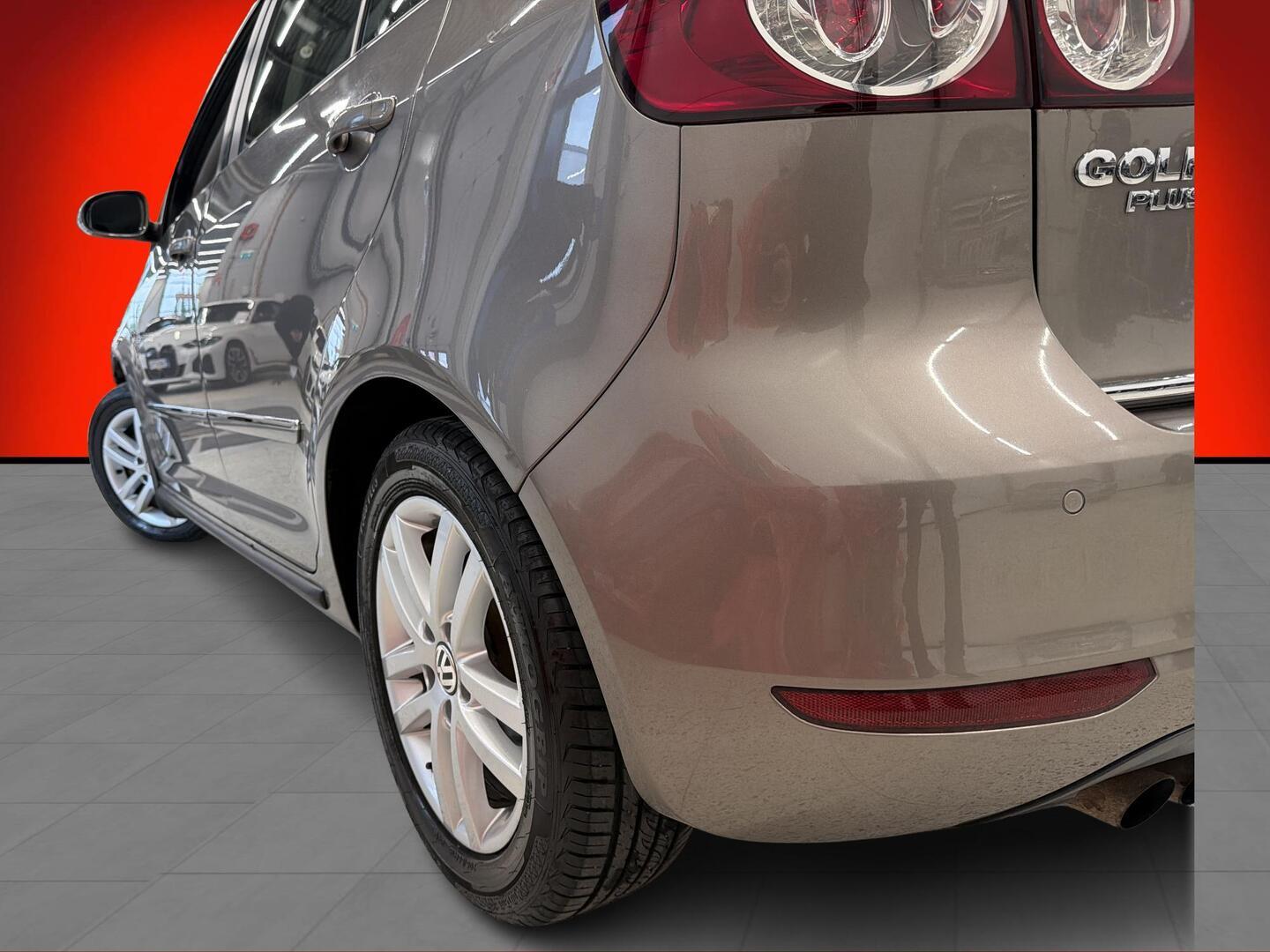 VOLKSWAGEN Golf Plus 2014