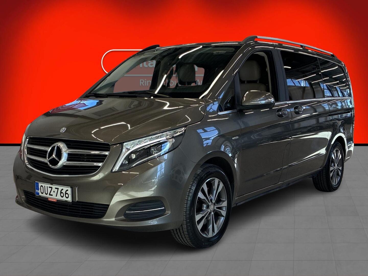 MERCEDES-BENZ V 2015