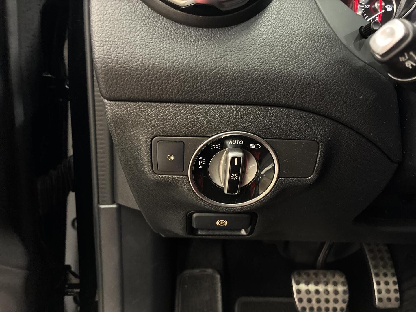 MERCEDES-BENZ GLA 2017