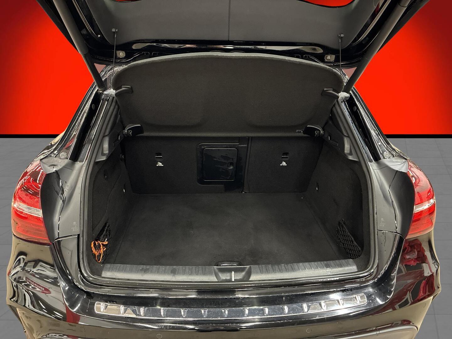 MERCEDES-BENZ GLA 2017