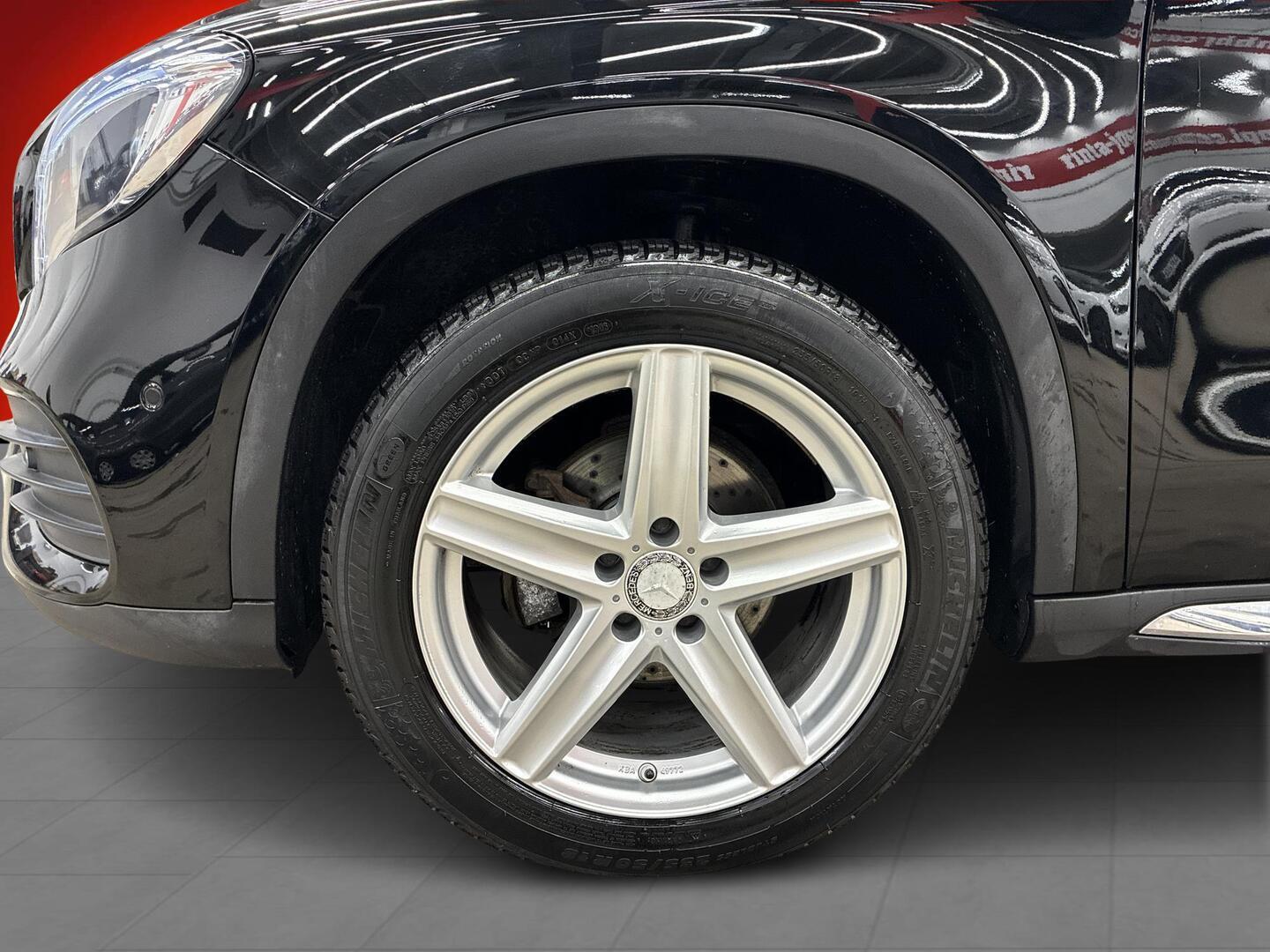 MERCEDES-BENZ GLA 2017