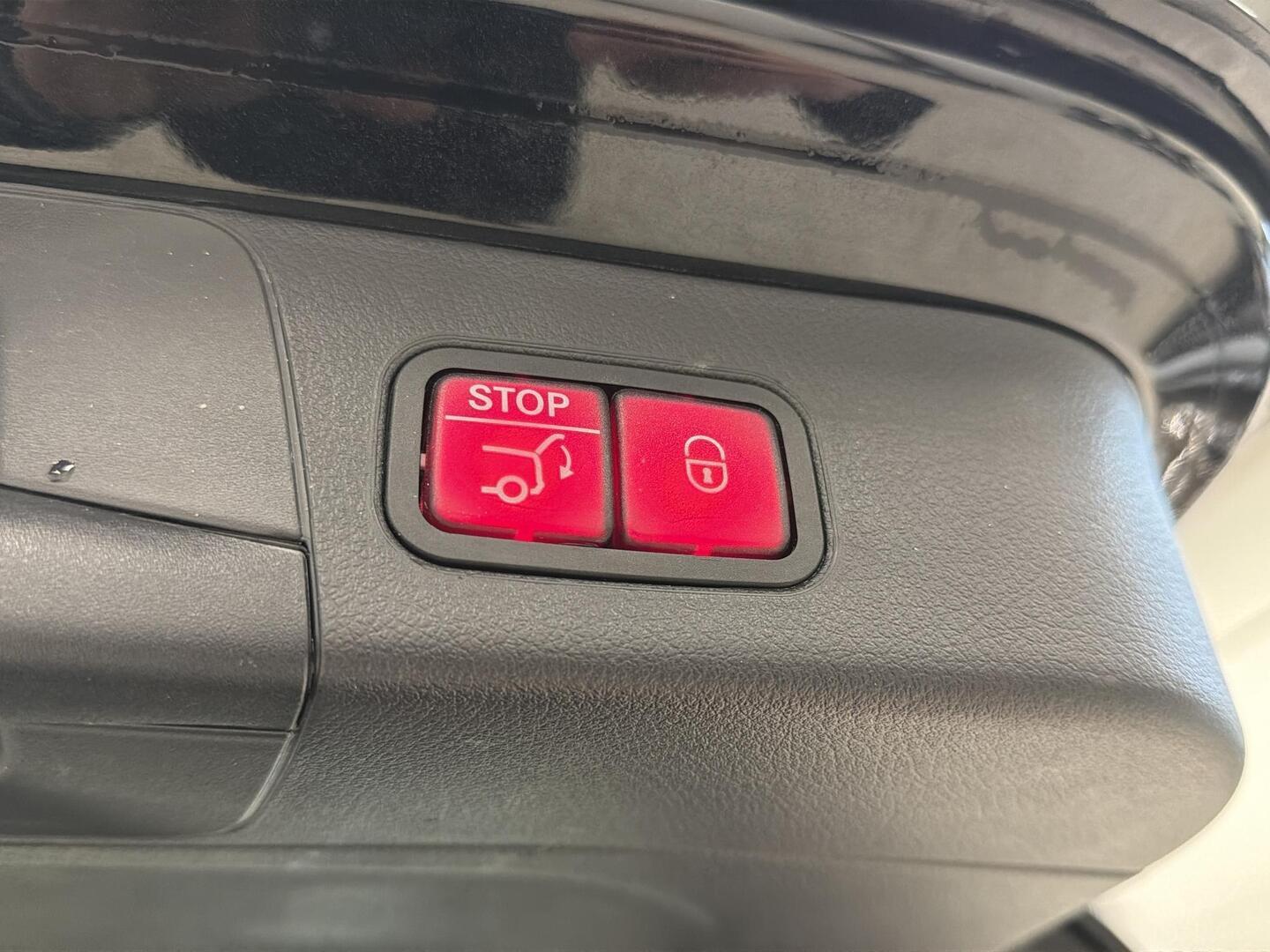MERCEDES-BENZ B 2021