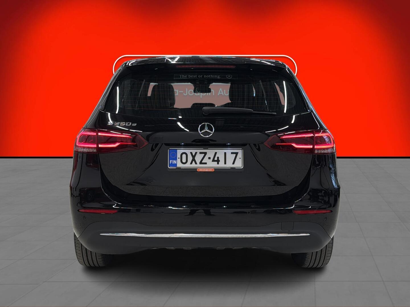 MERCEDES-BENZ B 2021