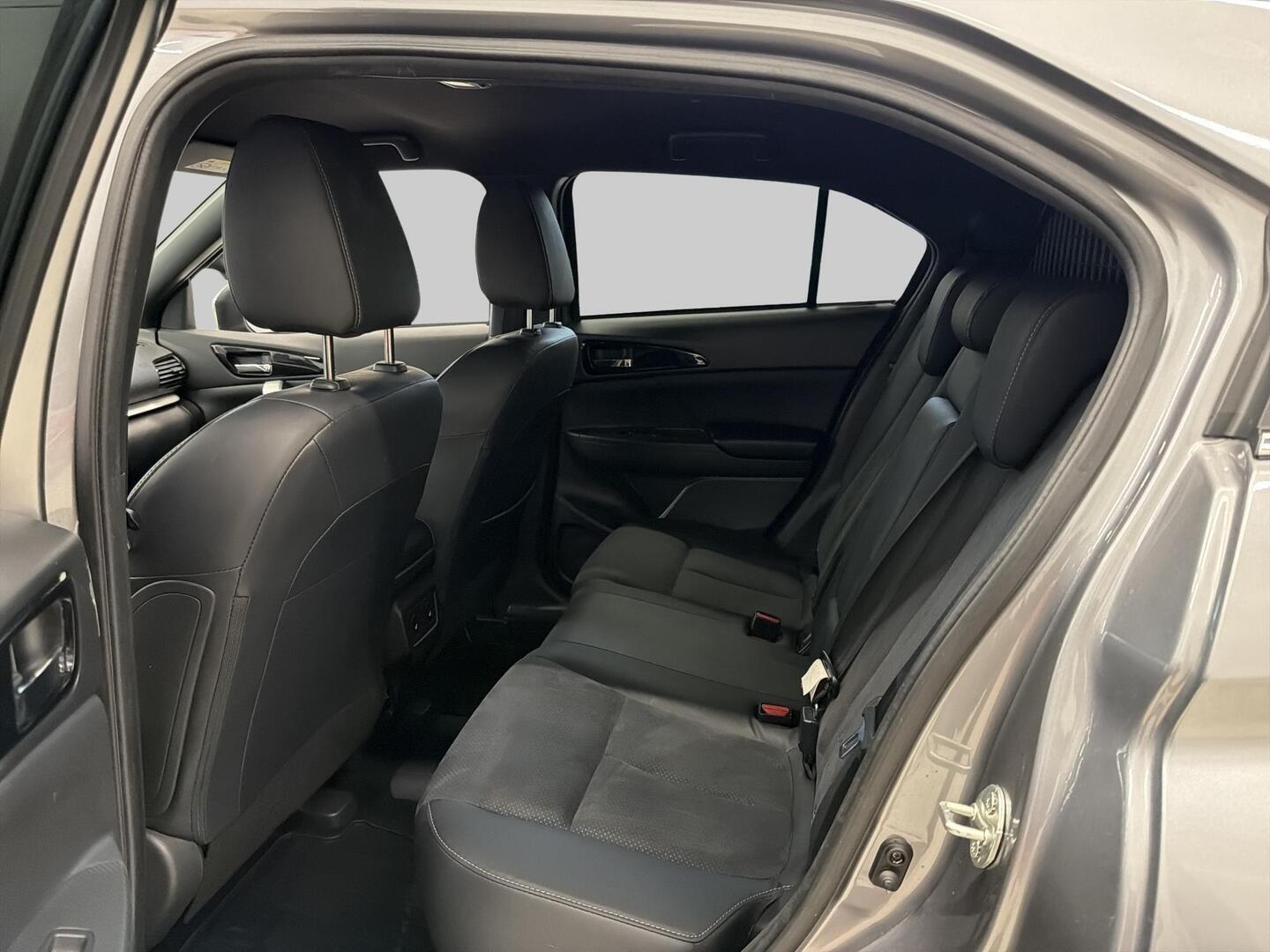 MITSUBISHI ECLIPSE CROSS 2023