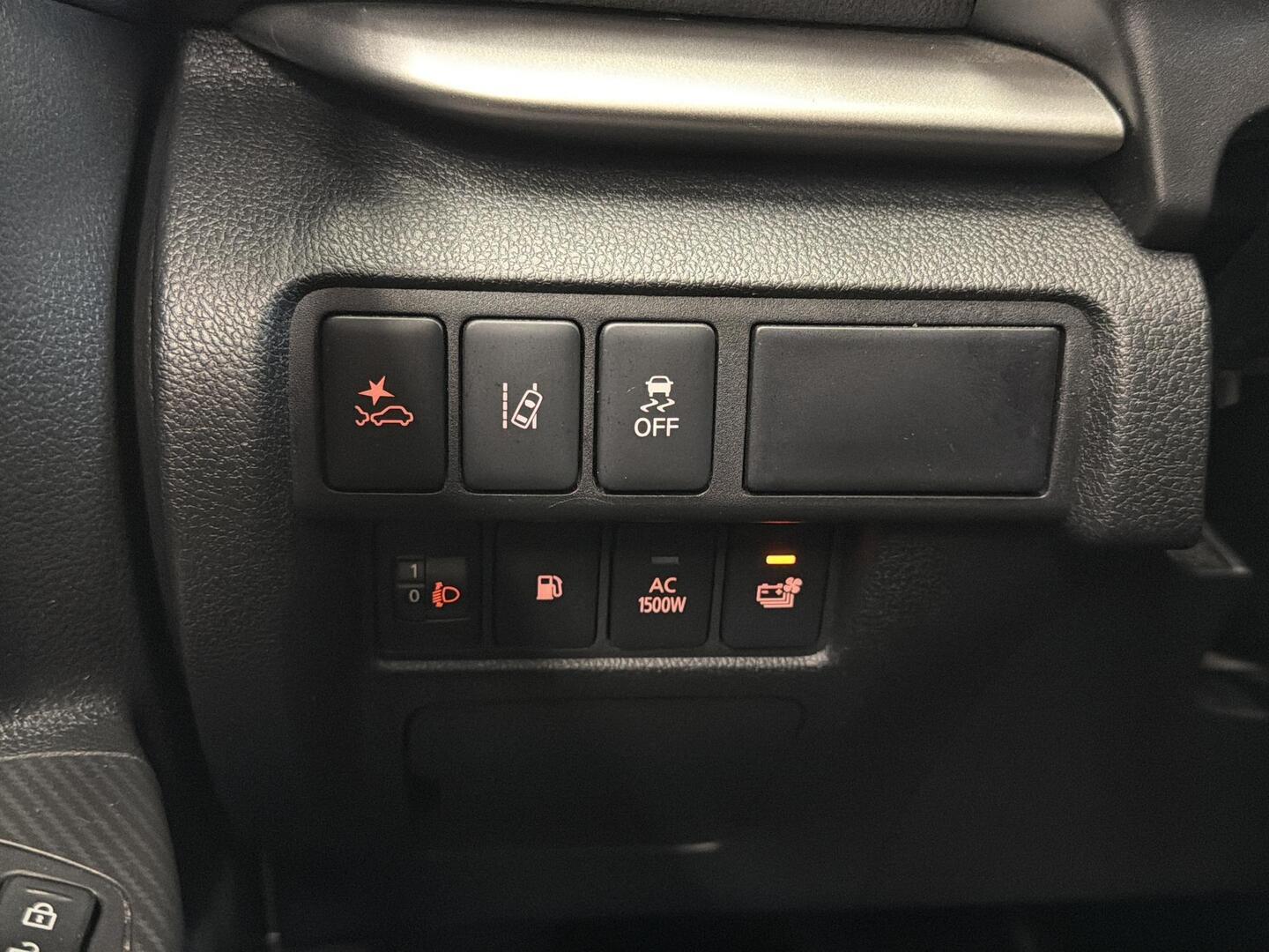 MITSUBISHI ECLIPSE CROSS 2023