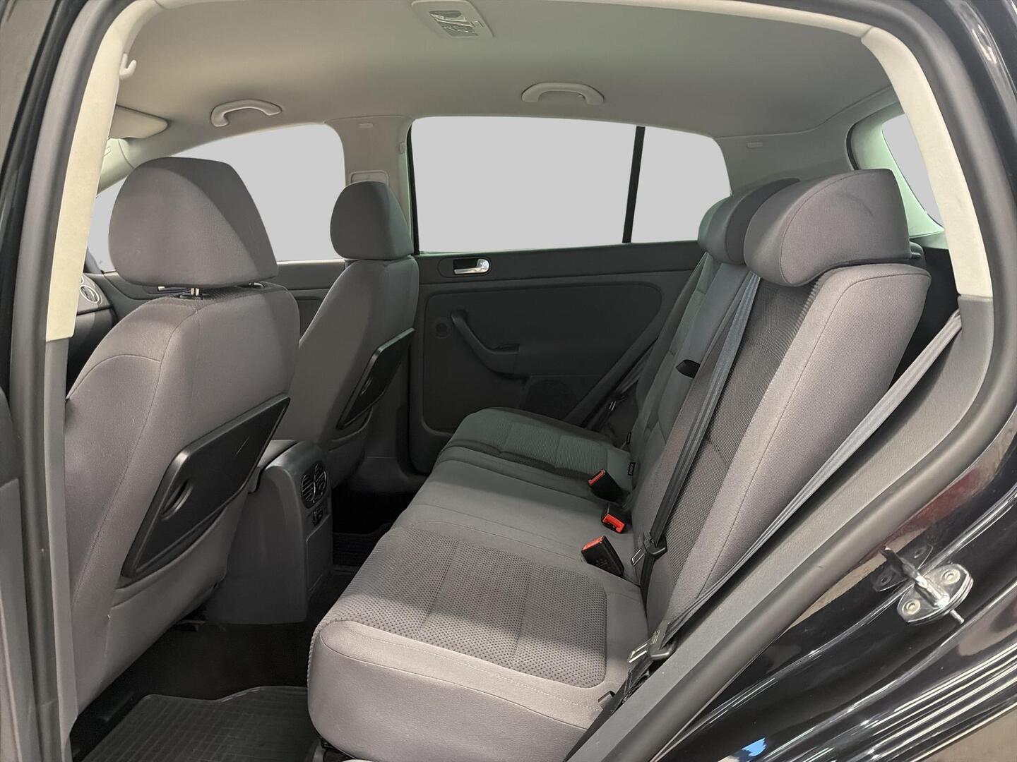 VOLKSWAGEN Golf Plus 2009