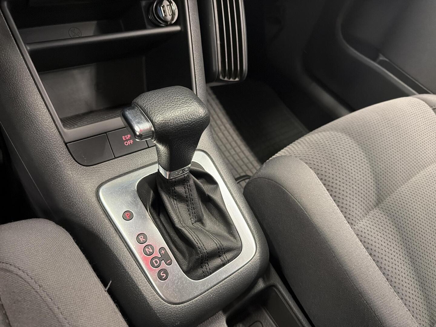 VOLKSWAGEN Golf Plus 2009