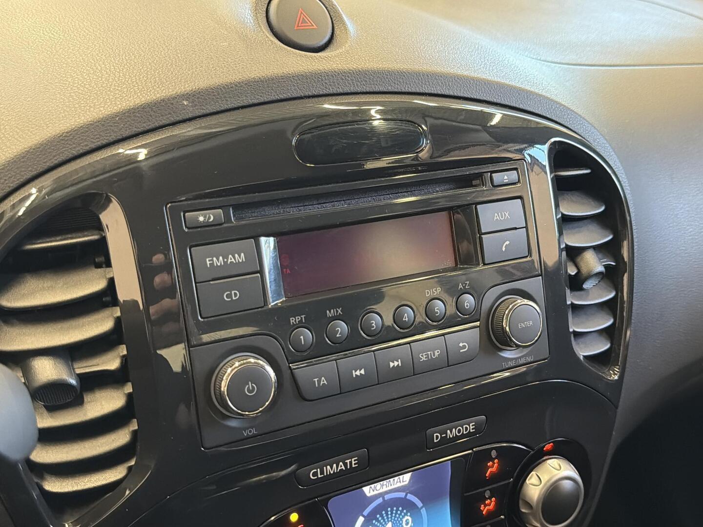 NISSAN Juke 2012