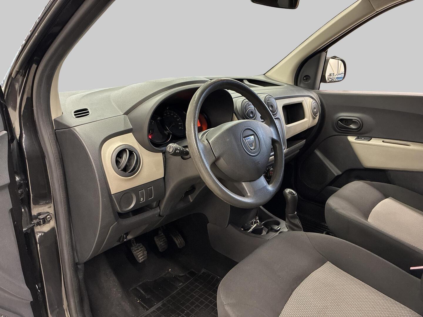 DACIA Dokker Van 2013