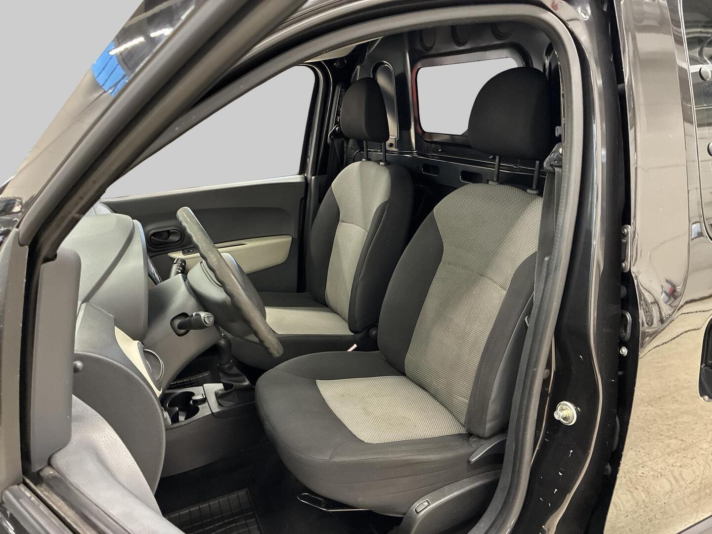 DACIA Dokker Van 2013