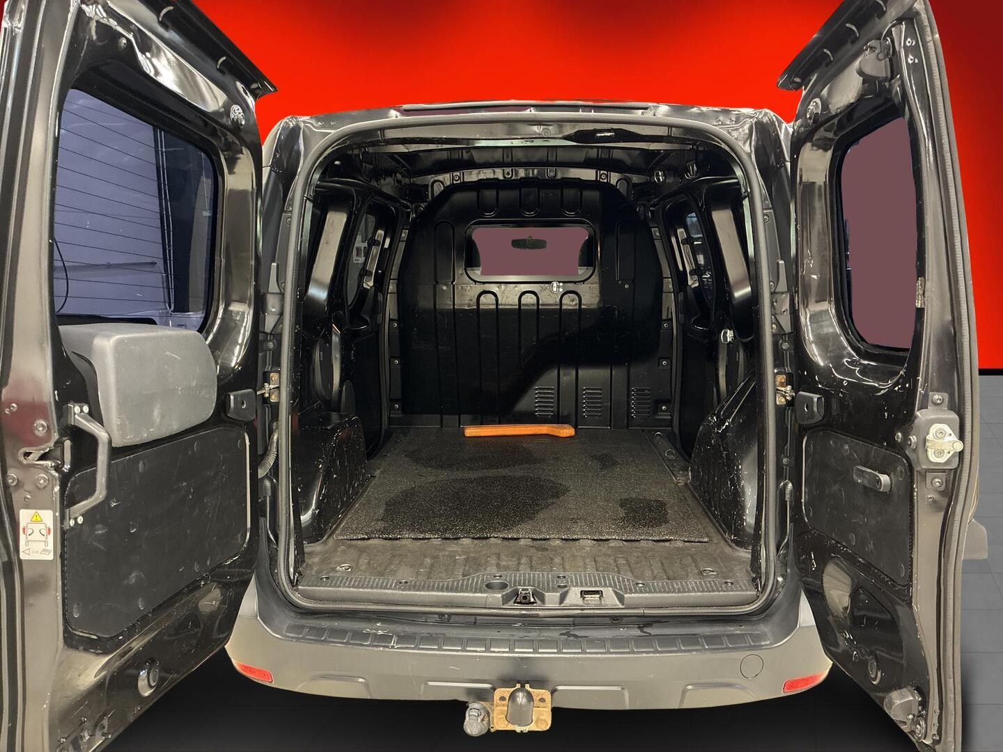 DACIA Dokker Van 2013