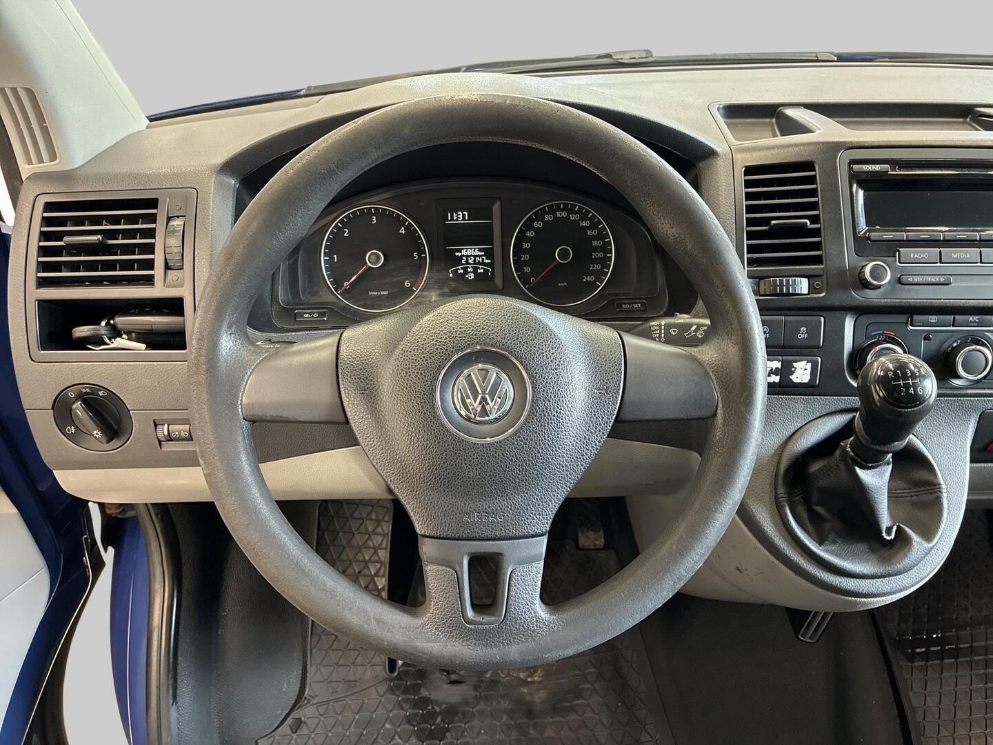 VOLKSWAGEN Transporter 2014