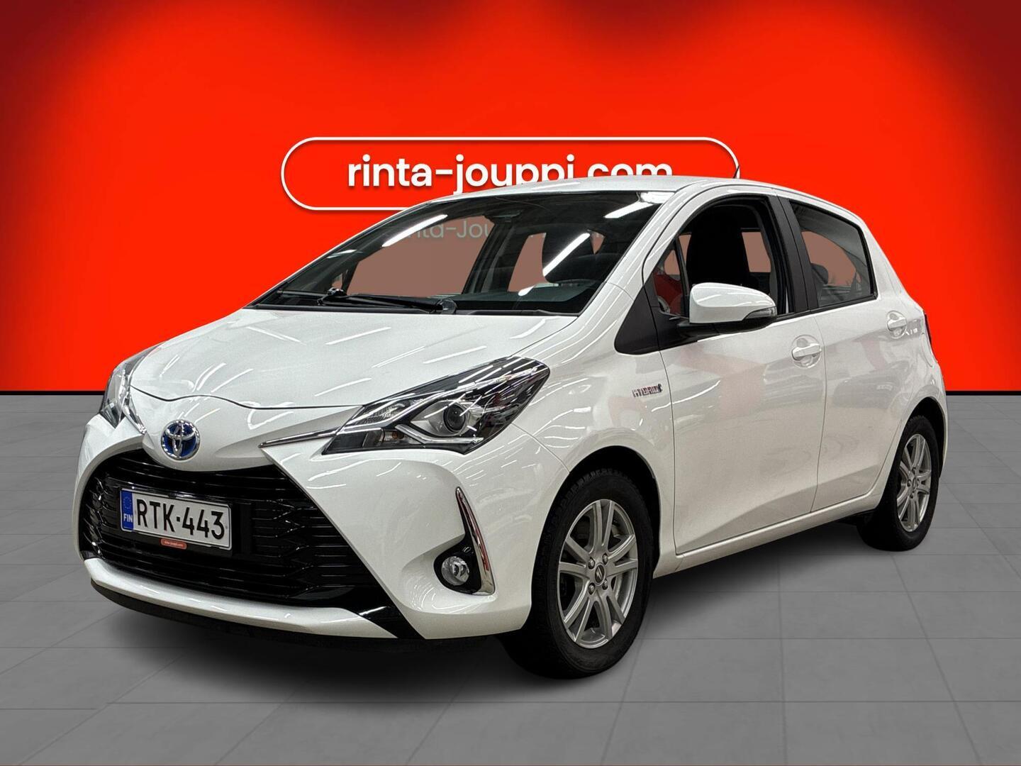 TOYOTA Yaris 2017