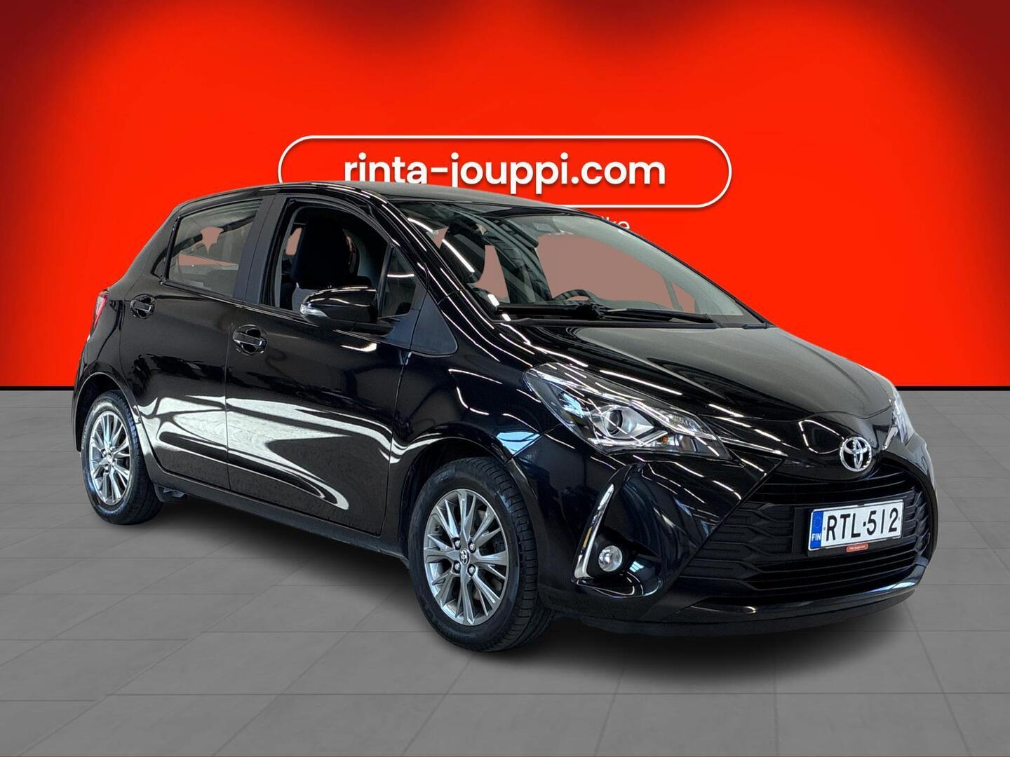 TOYOTA Yaris 2017