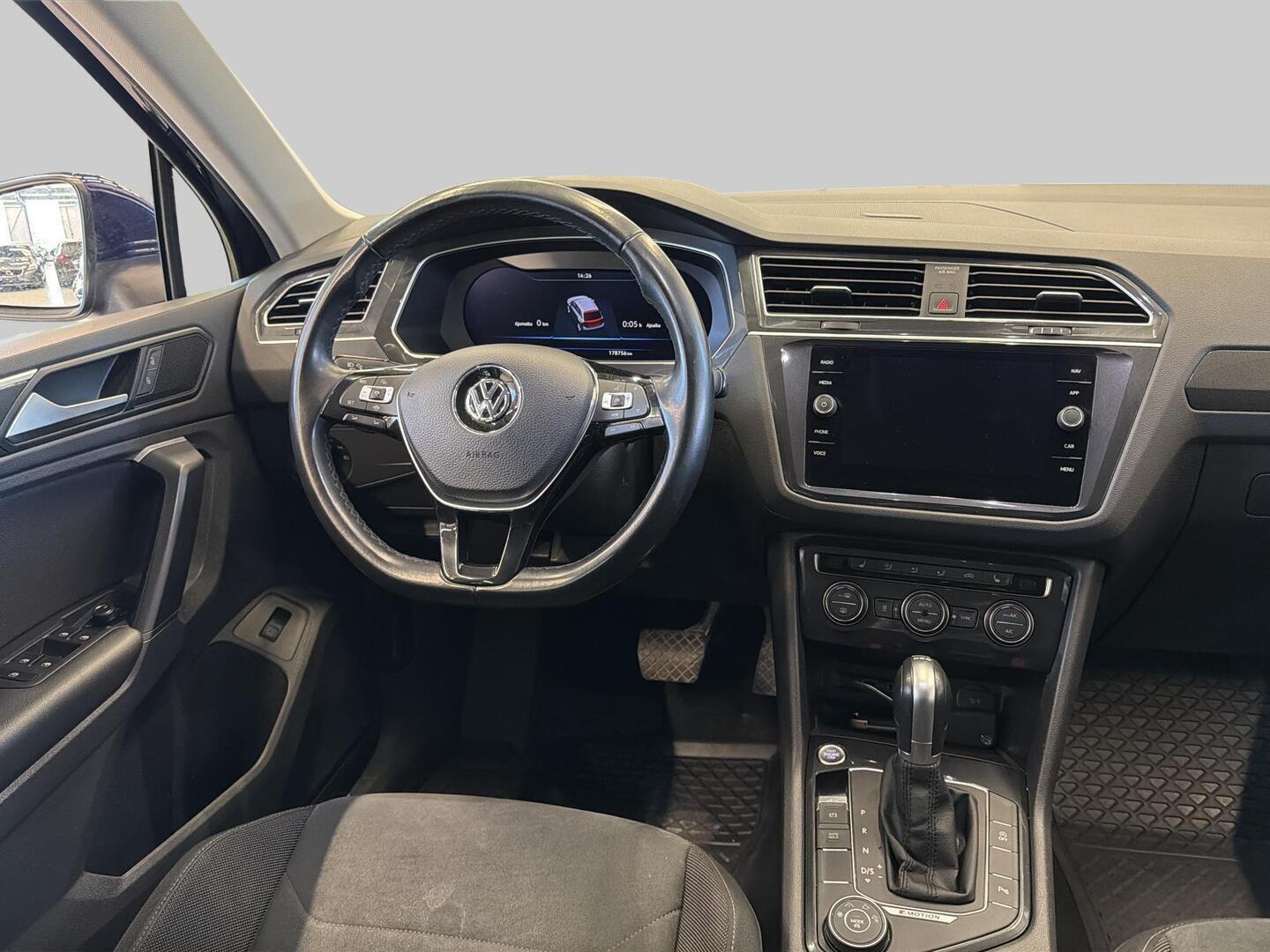 VOLKSWAGEN Tiguan 2019