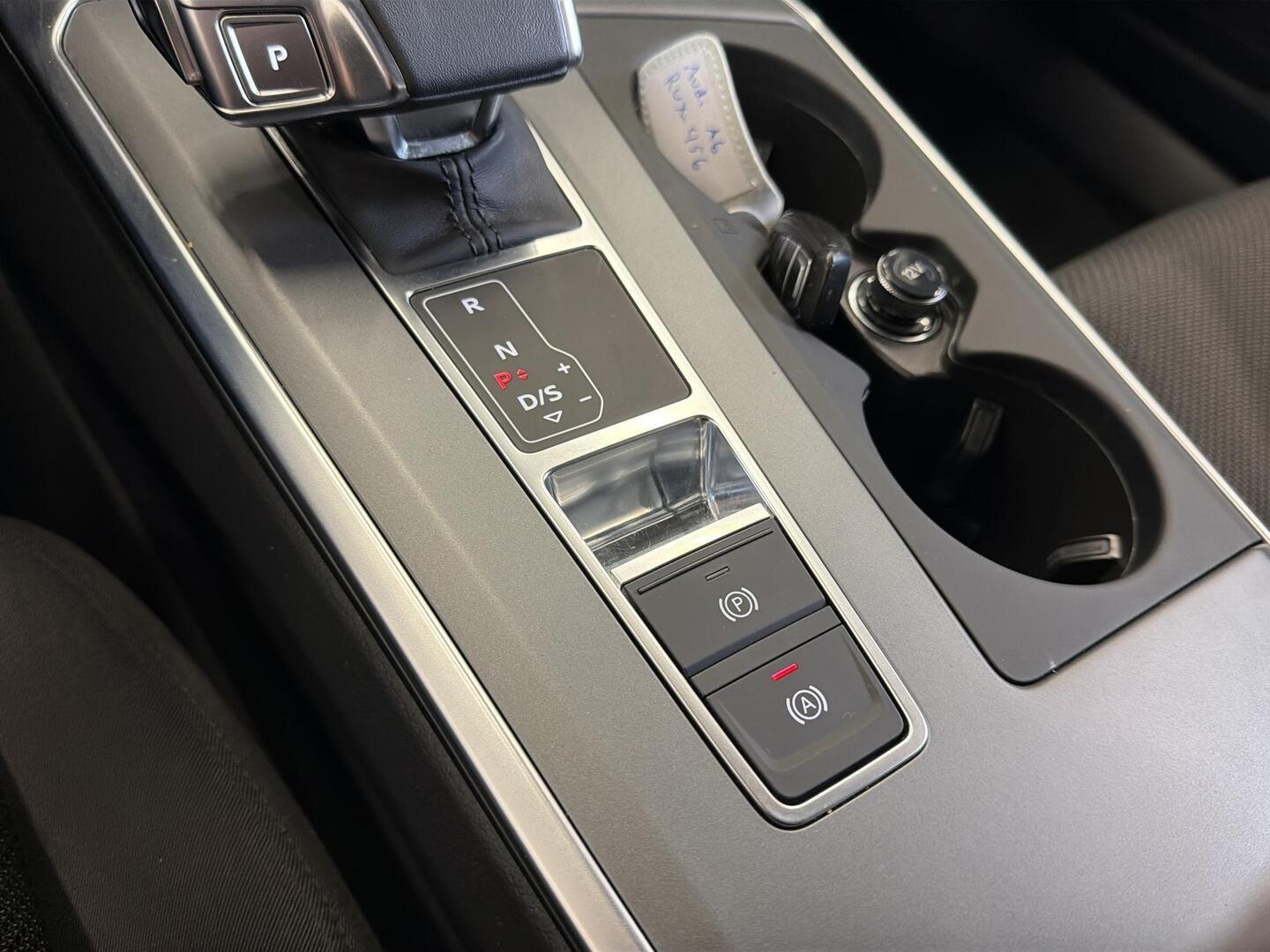 AUDI A6 2023