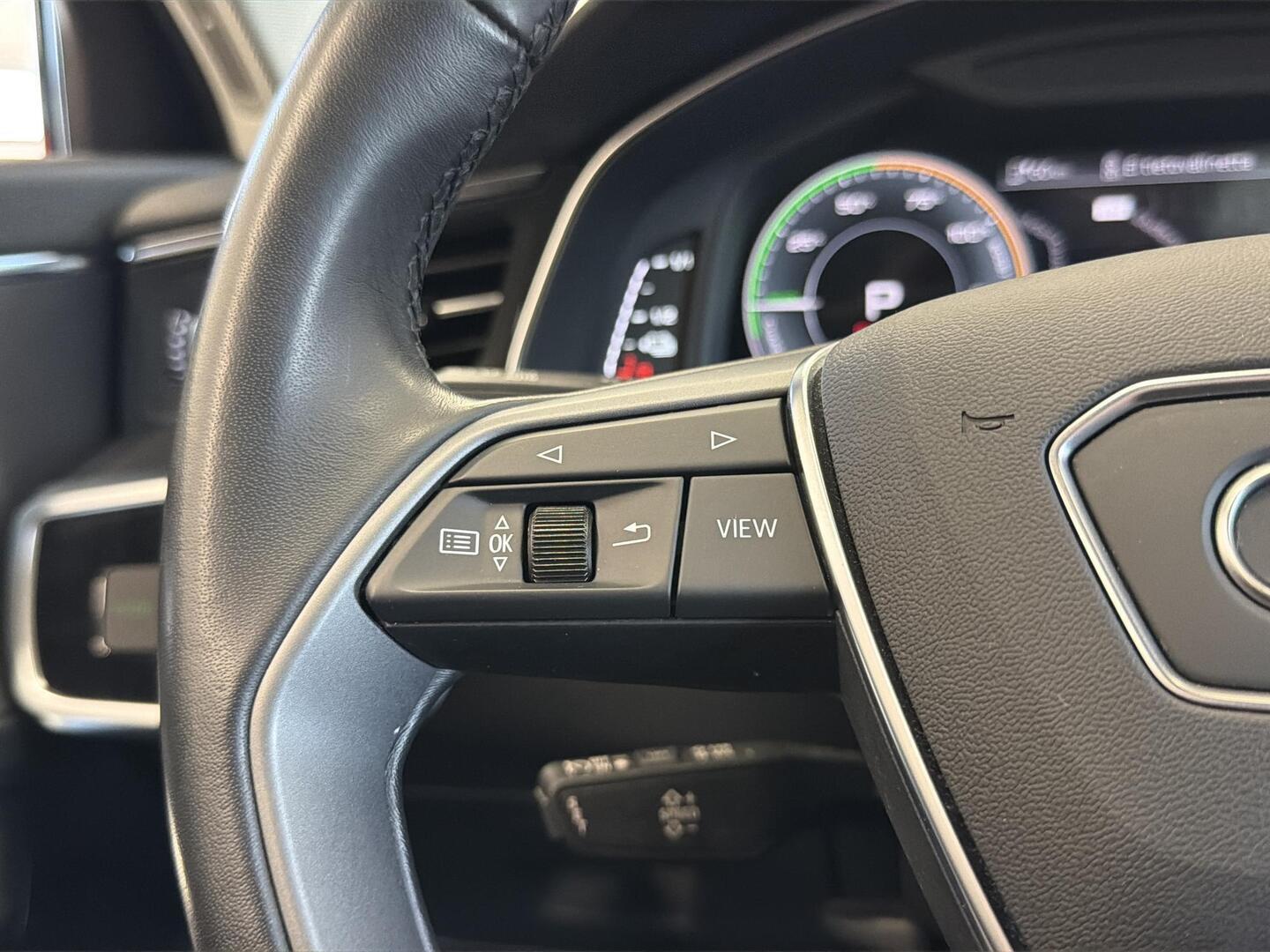 AUDI A6 2023