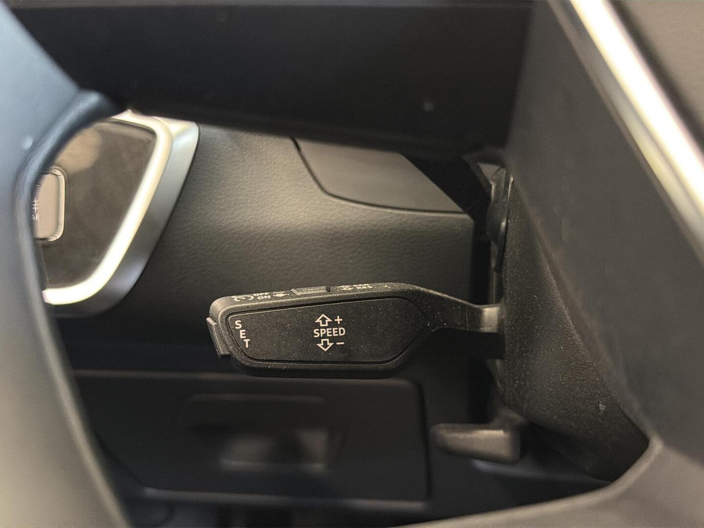 AUDI A6 2023